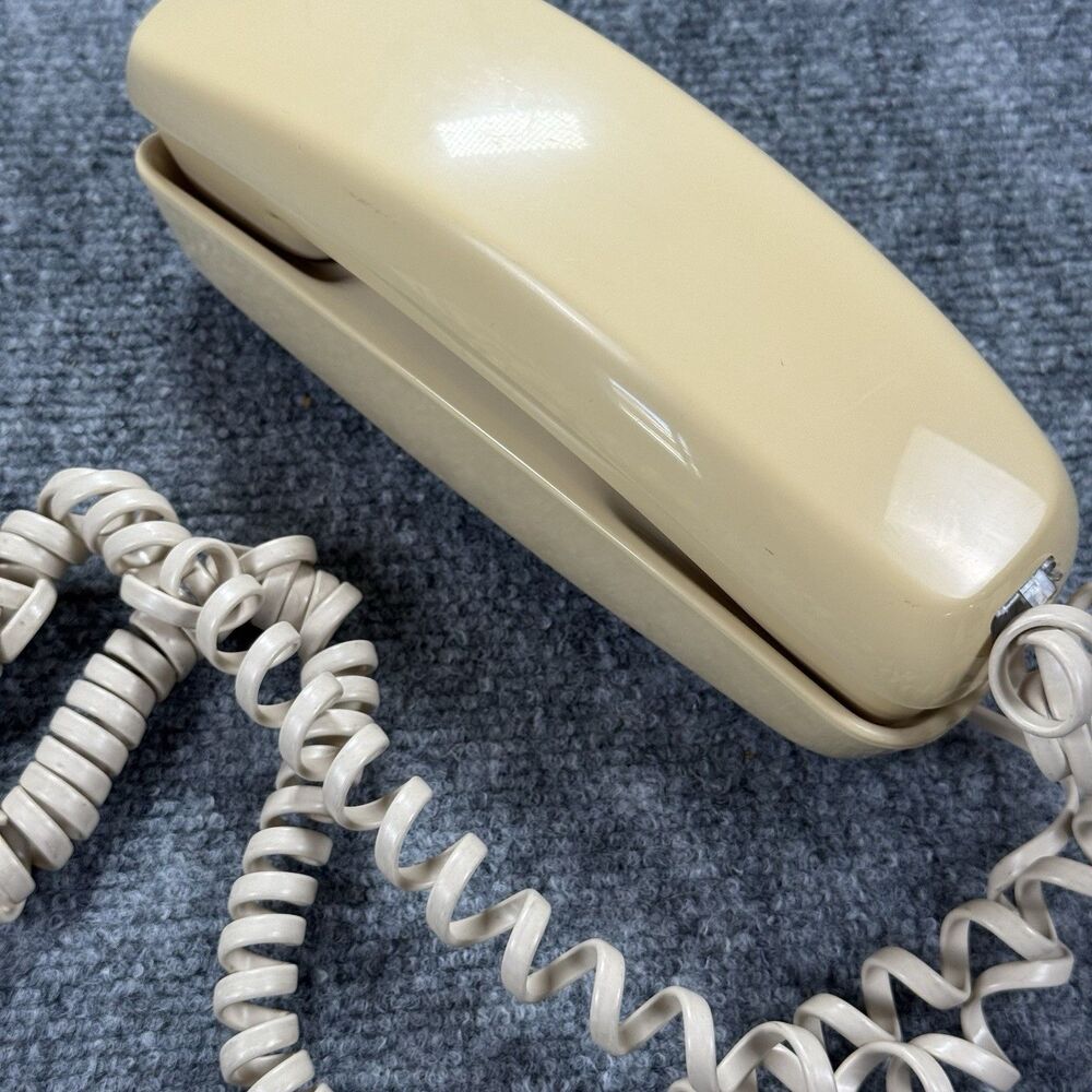Western Electric Bell System Trimline Cream Wall Telephone Touch Tone WORKS AD3